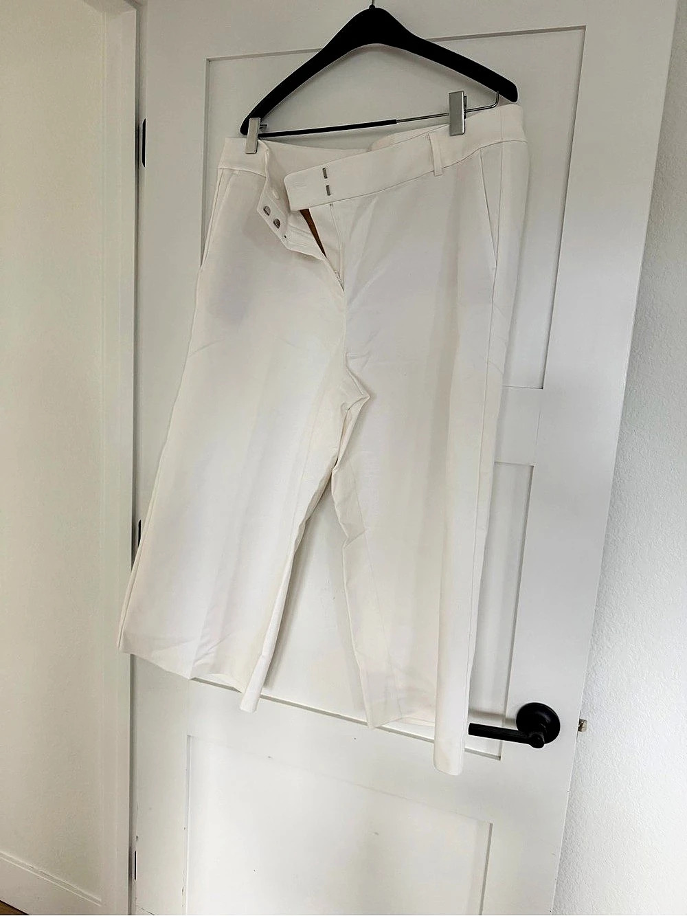 LOFT Straight Leg Pants in White Size 18W NWT